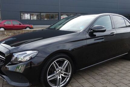 Mercedes-Benz E 200 110.505 km 23.500 &euro; Steißlingen 78256