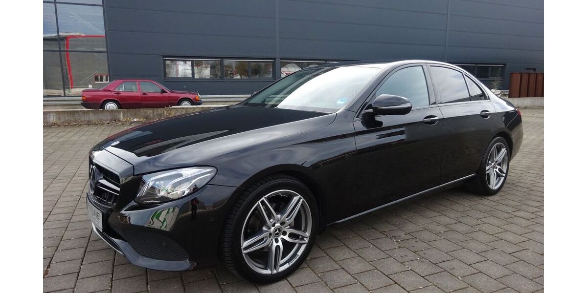 Mercedes-Benz E 200 110.505 km 23.500 &euro; Steißlingen 78256