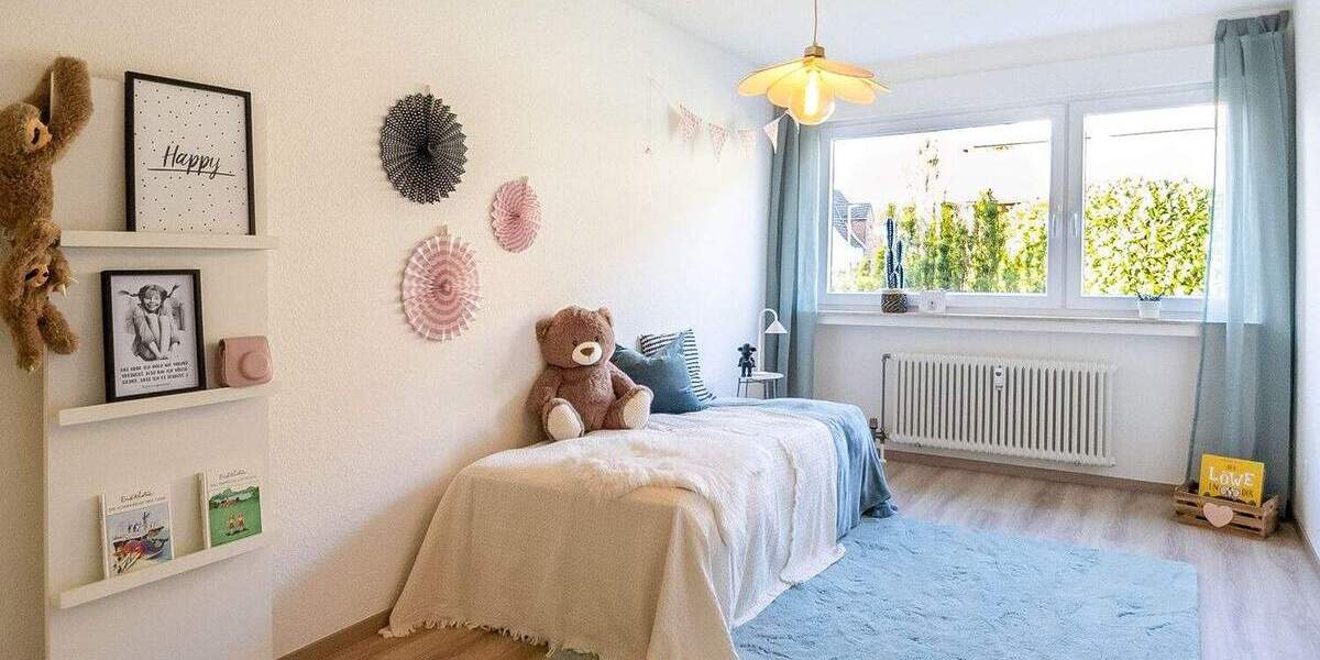 Etagenwohnung Neuss / Rosellerheide Rosellen - 4 Zimmer, 111 m&sup2;, 320.000&euro; | Angebot:24779034