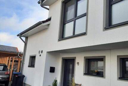 neuwertige DHH in Kirchlinteln-Luttum 4 zimmer