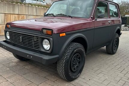 Lada Niva 80.000 km 5.490 &euro; Wahlrod 57614