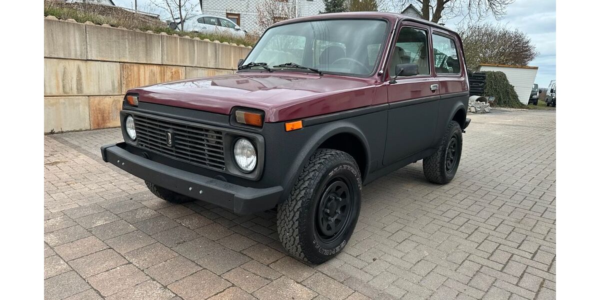 Lada Niva 80.000 km 5.490 &euro; Wahlrod 57614