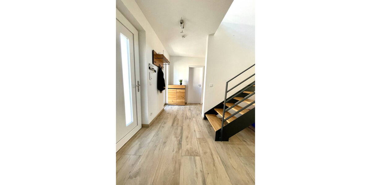 Einfamilienhaus Neustadt - 4 Zimmer, 142 m&sup2;, 680.000&euro; | Angebot:26390363