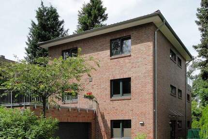 Großzügiges Einfamilienhaus in Hamburg Duvenstedt 7 zimmer