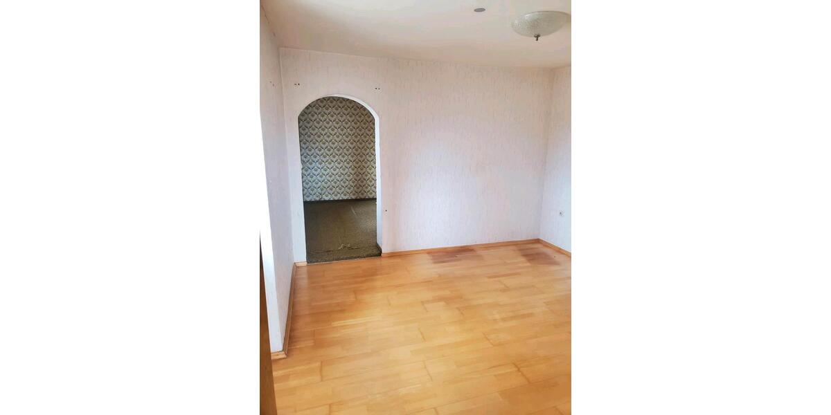 Bauernhaus, Landhaus Bingen - 7 Zimmer, 135 m&sup2;, 178.000&euro; | Angebot:25948774