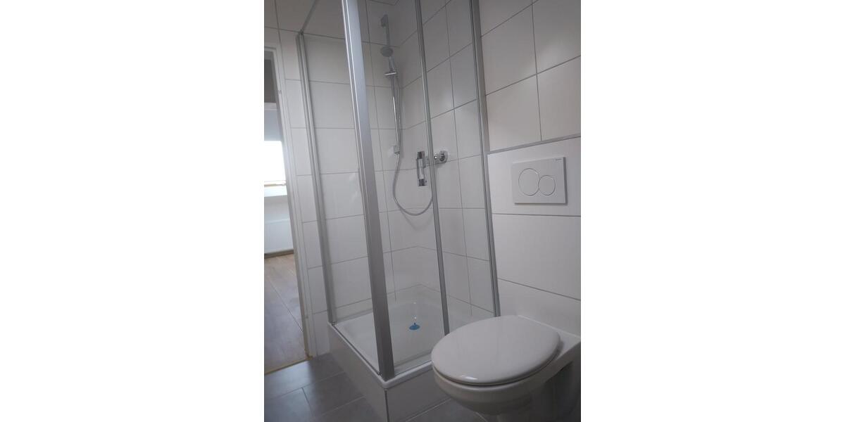 Etagenwohnung Wiesbaden Schierstein - 5 Zimmer, 140 m&sup2;, 1.950&euro; | Angebot:26416299