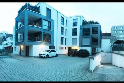 3,5 Zi. NeubauWohnung mit Einbauküche, 2 BadeZimmer