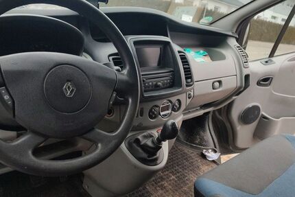 Renault Trafic 284.000 km 7.200 &euro; RIEDLINGEN 88499