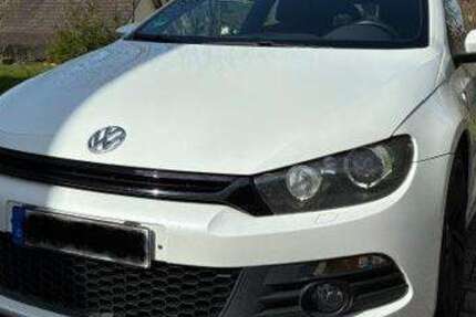 VW Scirocco 143.203 km 13.750 &euro; Birkenbeul 57589