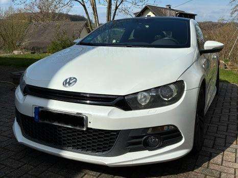 VW Scirocco 143.203 km 13.750 &euro; Birkenbeul 57589