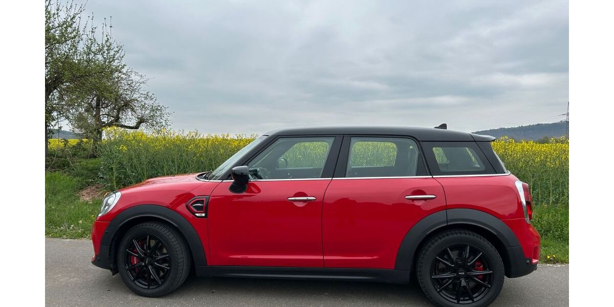 Mini John Cooper Works Countryman 39.746 km 29.700 &euro; Klingenberg 63911