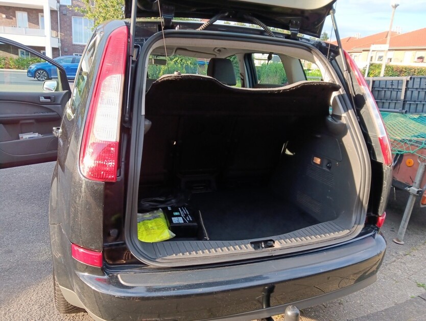 Ford C-Max 187.000 km 2.850 € Wildeshausen 27793