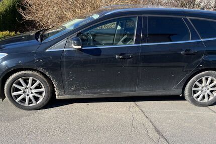 Ford Focus 286.000 km 2.899 &euro; Hof 95030