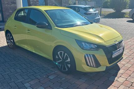Peugeot 208 11.750 km 14.950 &euro; Versmold 33775