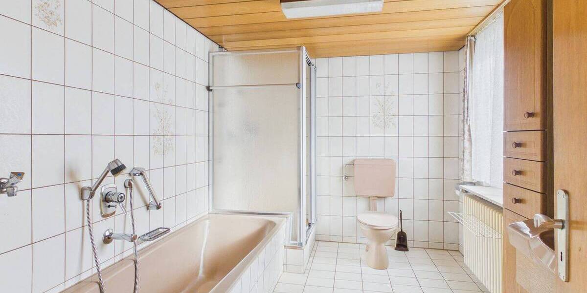 Mehrfamilienhaus, Wohnhaus Blumberg Riedböhringen - 9 Zimmer, 149 m&sup2;, 298.000&euro; | Angebot:26366587