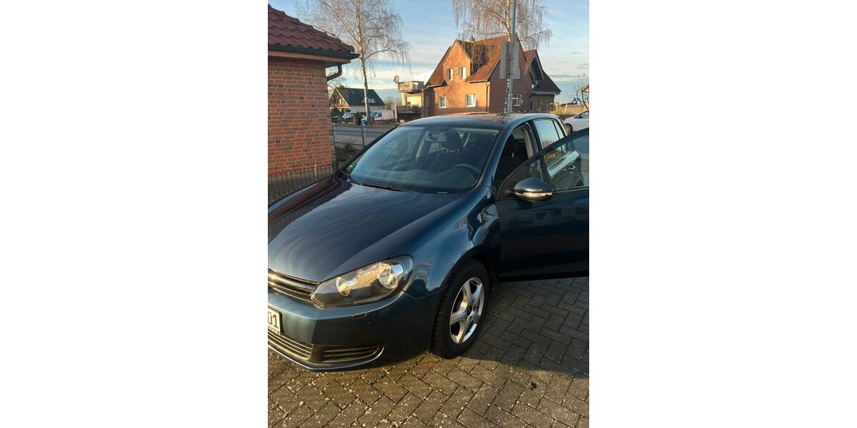 VW Golf 140.562 km 4.700 &euro; Garbsen 30827