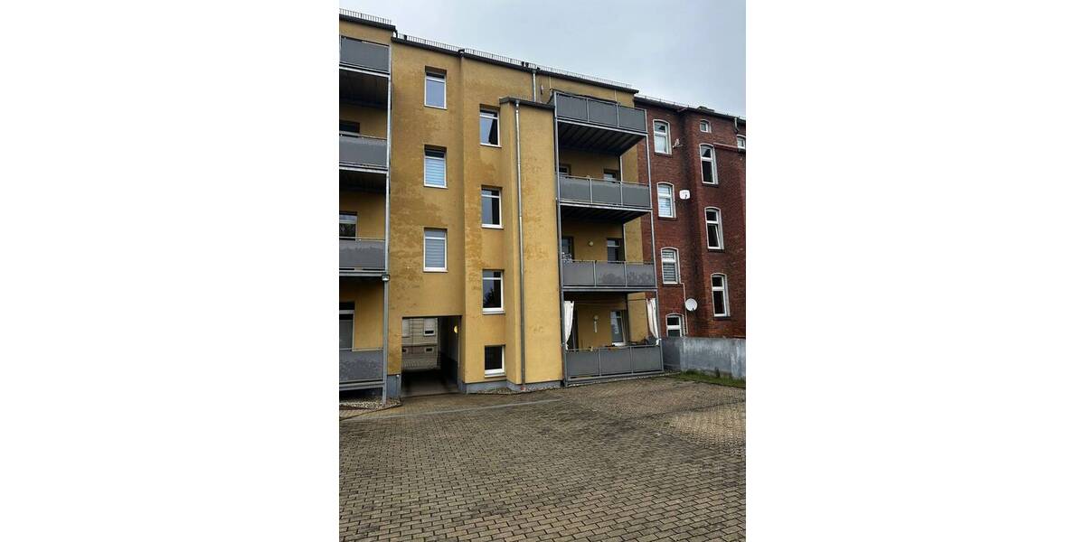 Zimmer Weißenfels - 4 Zimmer, 87 m&sup2;, 555&euro; | Angebot:26170805