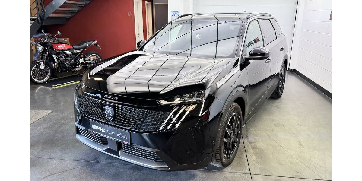 Peugeot 5008 145 Mild Hybrid Allure7 Sitzer LED 360°Cam 35.800 km 28.360 &euro; Lich 35423