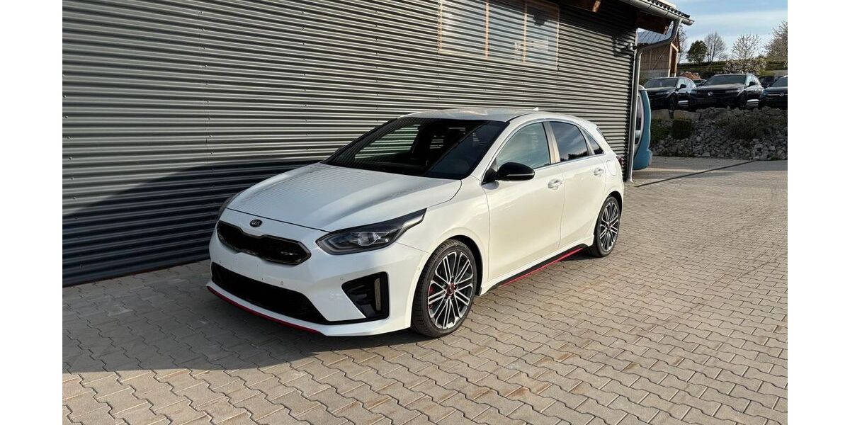 Kia ceed / Ceed 120.559 km 16.490 &euro; Mauth 94151