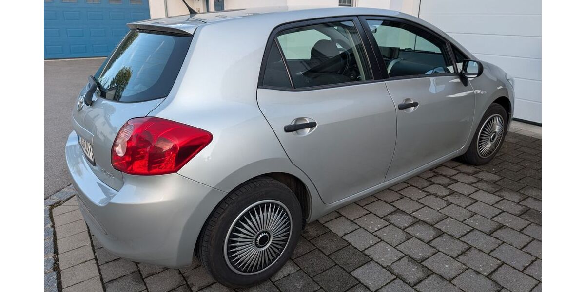 Toyota Auris 110.000 km 4.500 &euro; Kaufbeuren 87600