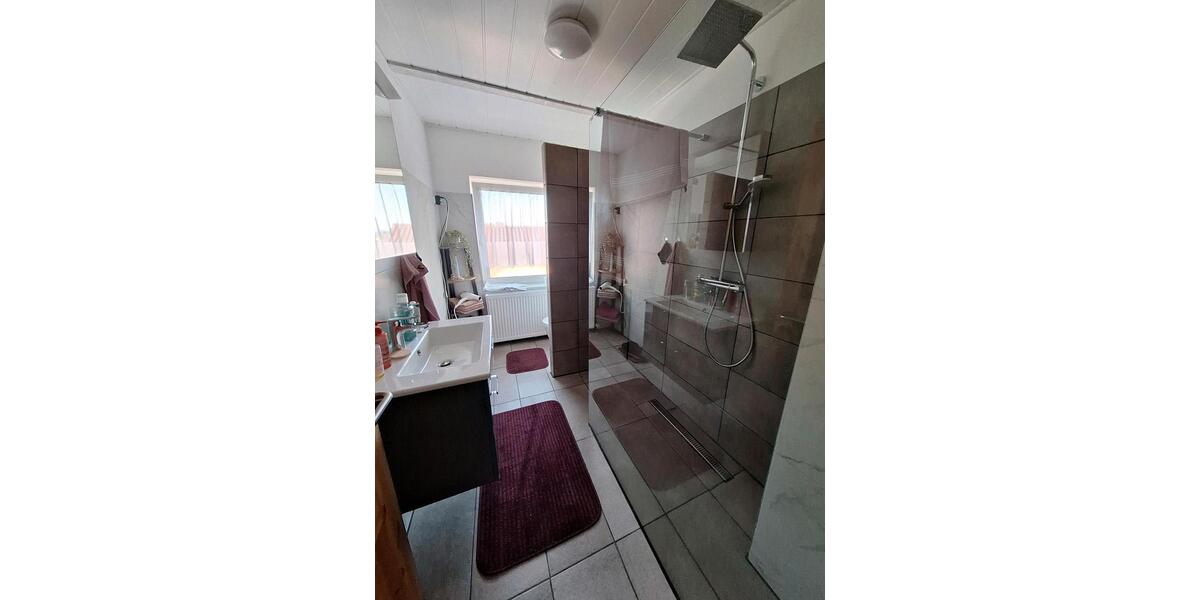 Einfamilienhaus Cham - 5 Zimmer, 150 m&sup2;, 335.000&euro; | Angebot:25286972