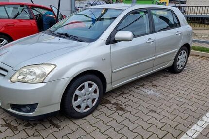 Toyota Corolla 98.000 km 3.500 &euro; Hannover 30163