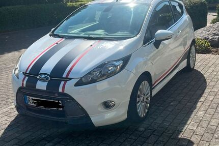 Ford Fiesta 157.600 km 3.950 &euro; Elchesheim-Illingen 76477