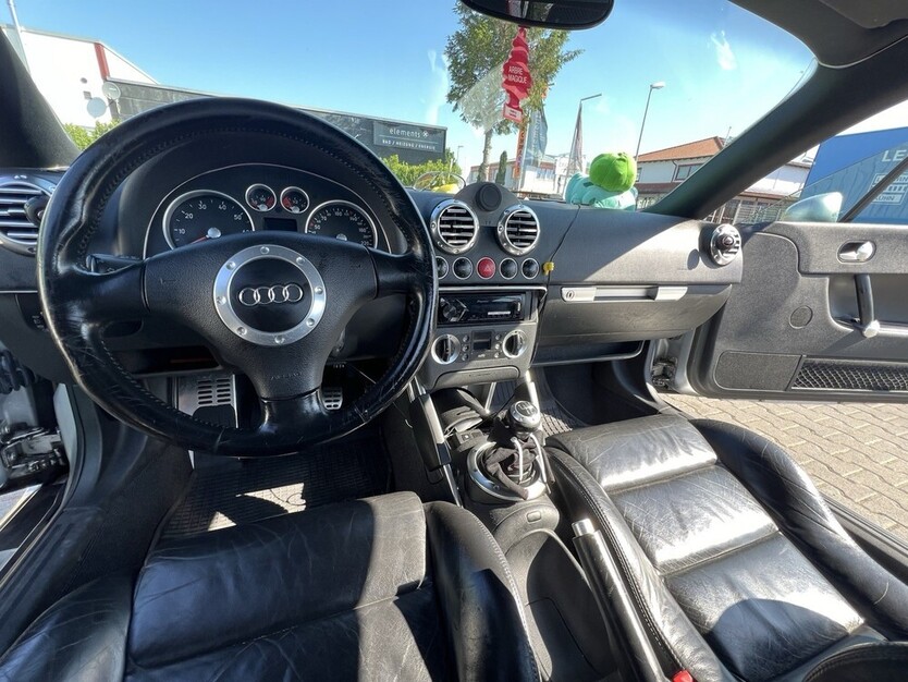 Audi TT 8N