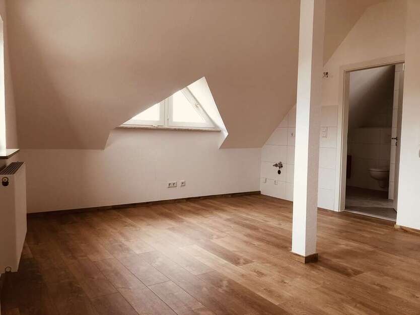 Wohnung zum Mieten in Lich 350 € 25.07 m²