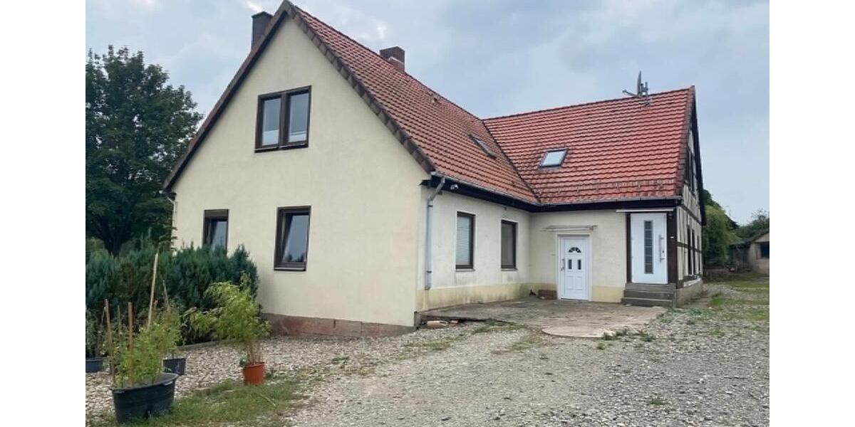 Dachgeschoßwohnung Delligsen - 4 Zimmer, 89 m&sup2;, 923&euro; | Angebot:26198056
