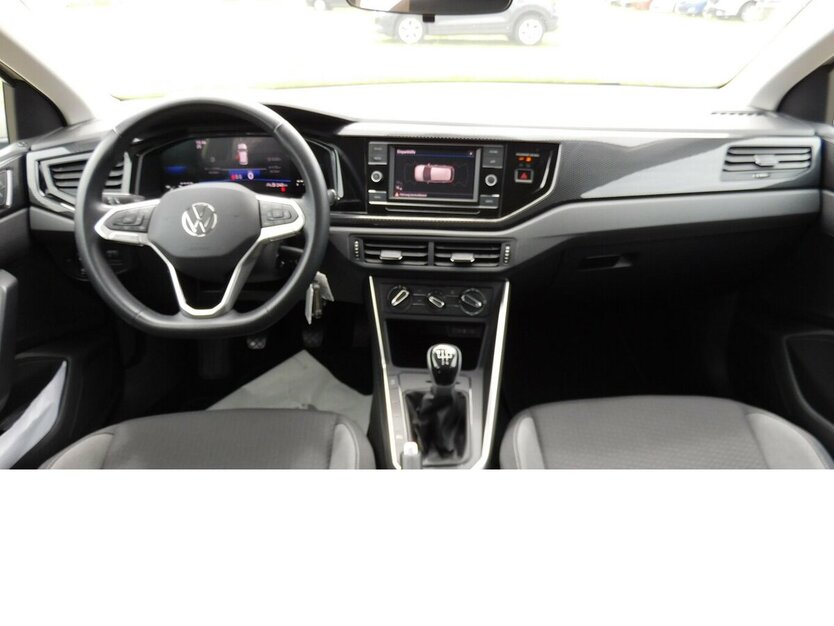 VW Polo 1.0 Life MPI BMT 4Trg Klima Navi LED 20.800 km 15.690 € Vordorf 38533