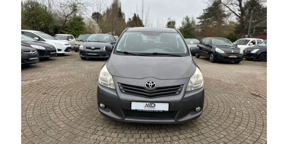Toyota Verso 355.000 km 2.199 &euro; Ibbenbüren 49477