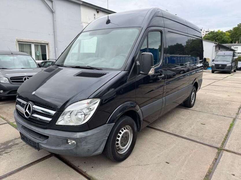 Mercedes-Benz Sprinter 284.000 km 13.990 € Hattersheim 65795