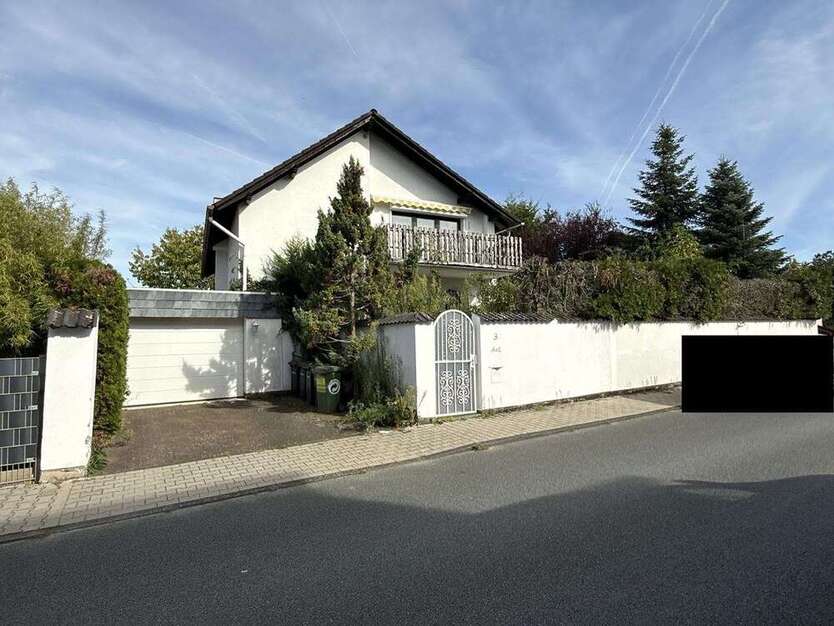 Haus zum Kaufen in Dietzenbach 680.000 € 238 m² 7 zimmer
