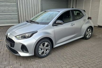 Mazda 2 Hybrid 5.813 km 25.490 &euro; Datteln 45711