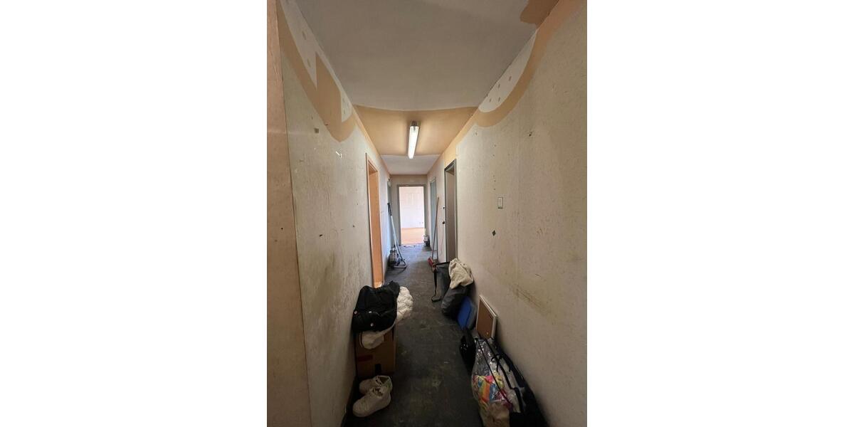 Mehrfamilienhaus, Wohnhaus Friedrichshafen Allmannsweiler - 4 Zimmer, 77 m&sup2;, 200.000&euro; | Angebot:26712818