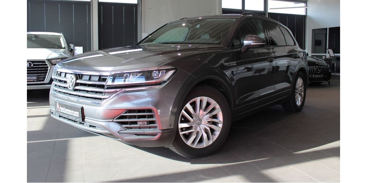 VW Touareg 123.520 km 32.900 &euro; Braunschweig 38126