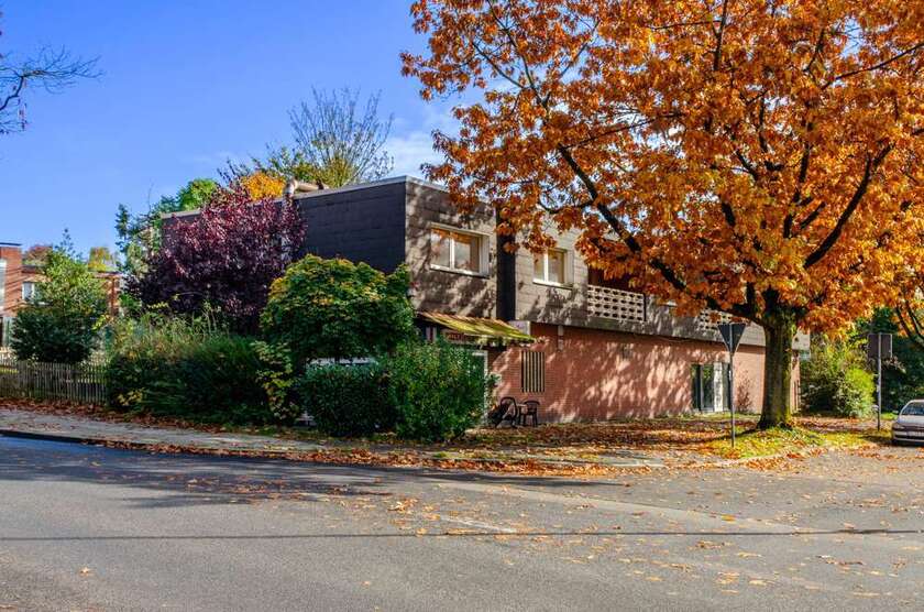 Haus zum Kaufen in Bochum 320.000 € 259.06 m²