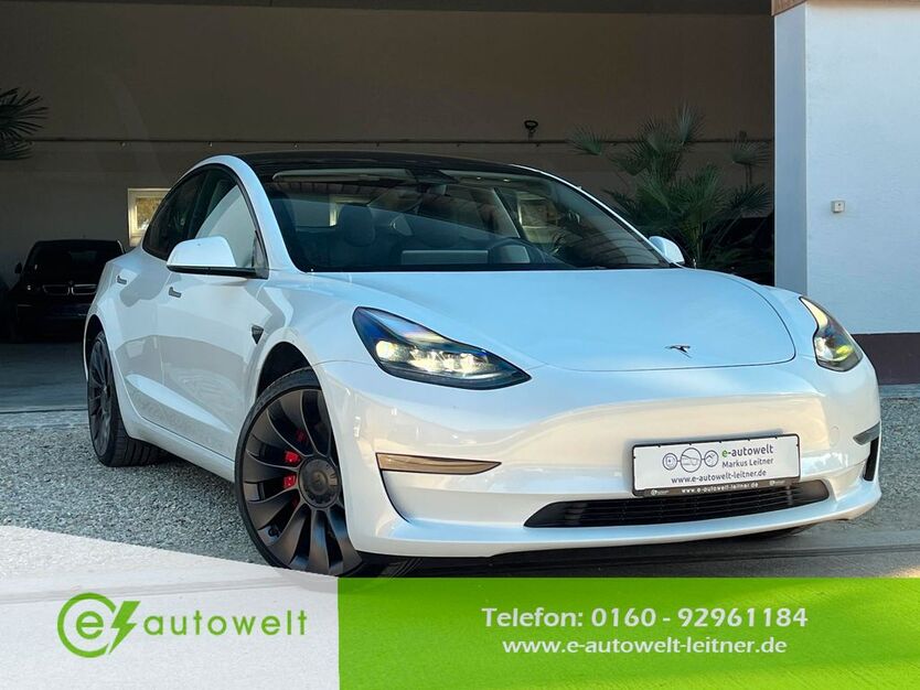 Tesla Model 3 62.500 km 34.880 € Landau a.d.Isar 94405