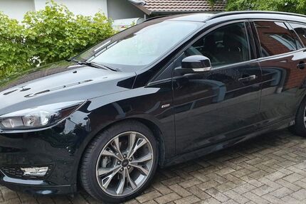 Ford Focus 55.000 km 12.500 &euro; Duderstadt 37115