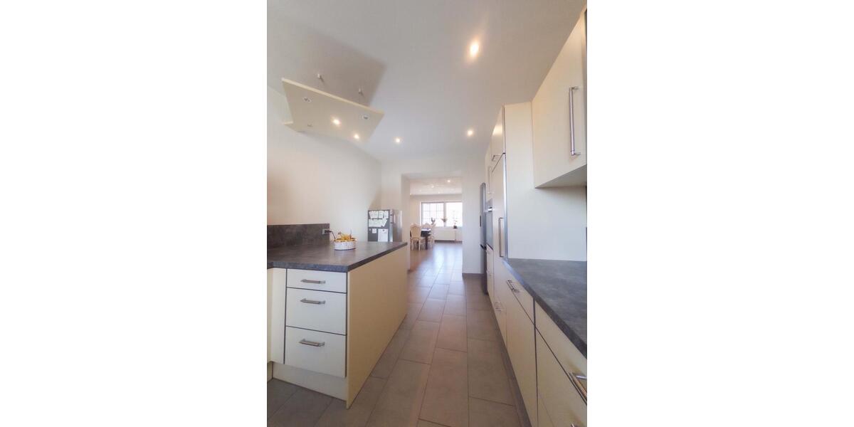 Bauernhaus, Landhaus Friesack - 5 Zimmer, 335 m&sup2;, 520.000&euro; | Angebot:25986818