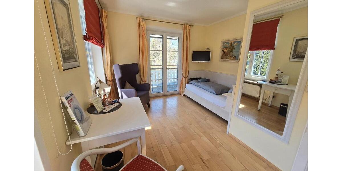 Einfamilienhaus Lindenberg im Allgäu - 18 Zimmer, 1.900 m&sup2;, 2.050.000&euro; | Angebot:27093760