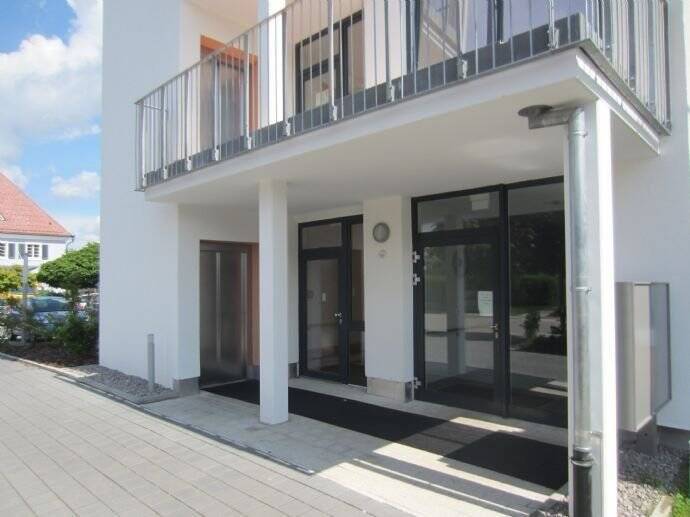 Etagenwohnung Albbruck - 2 Zimmer, 80 m&sup2;, 875&euro; | Angebot:26434289