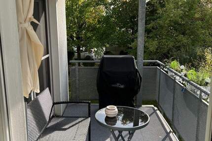 Lichtdurchflutete 4-Zimmer Wohnung mit 2 Balkonen und Garten in ruhiger Lage 4 zimmer