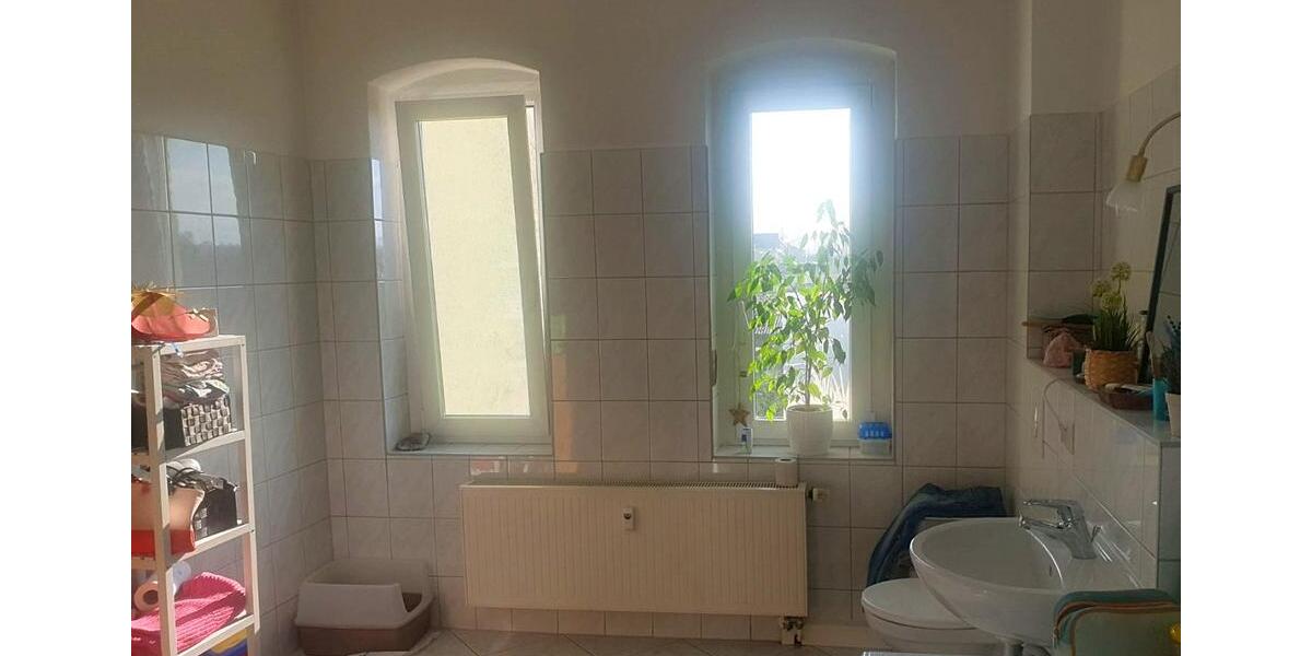 Etagenwohnung Genthin - 2 Zimmer, 80 m&sup2;, 398&euro; | Angebot:25959299