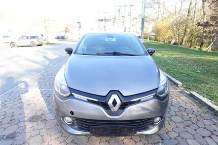 Renault Clio 135.785 km 4.990 &euro; Waldenbuch 71111