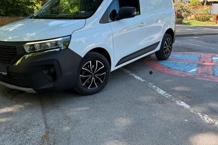 Nissan Townstar 40.000 km 13.500 &euro; Much 53804