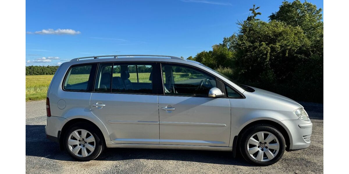 VW Touran 205.000 km 3.000 &euro; Barendorf 21397