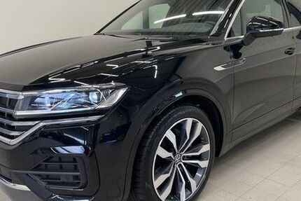 VW Touareg 102.754 km 46.480 &euro; Cloppenburg 49661