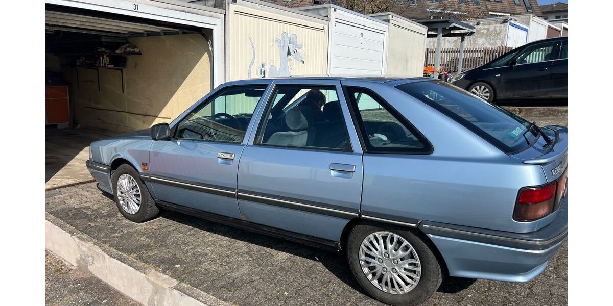 Renault R 21 152.000 km 1.999 &euro; Liebenau 34396